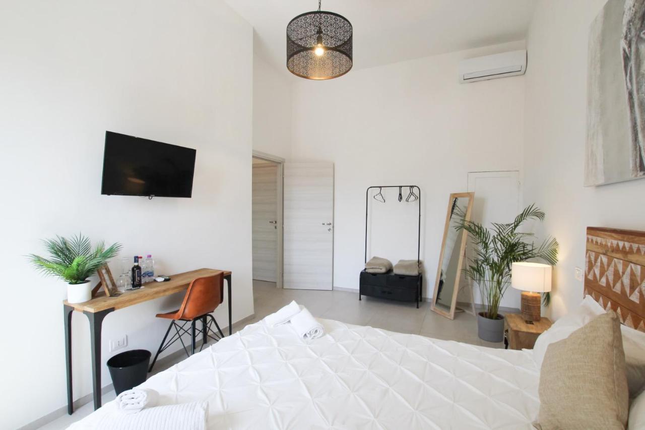 Travel B&B Pisa Bagian luar foto
