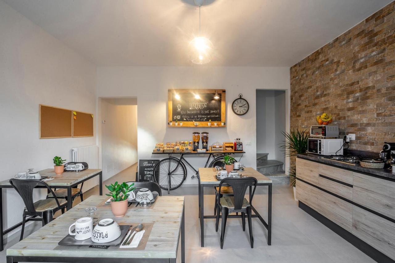 Travel B&B Pisa Bagian luar foto